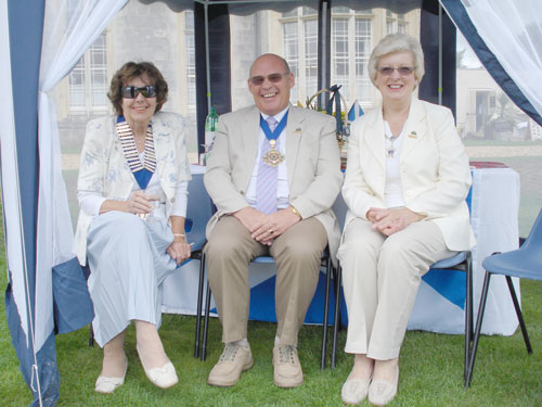 The Past President with the Mayor and Mayoress of Christchurch at Highcliffe