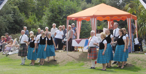 2009 Highcliffe Dancing